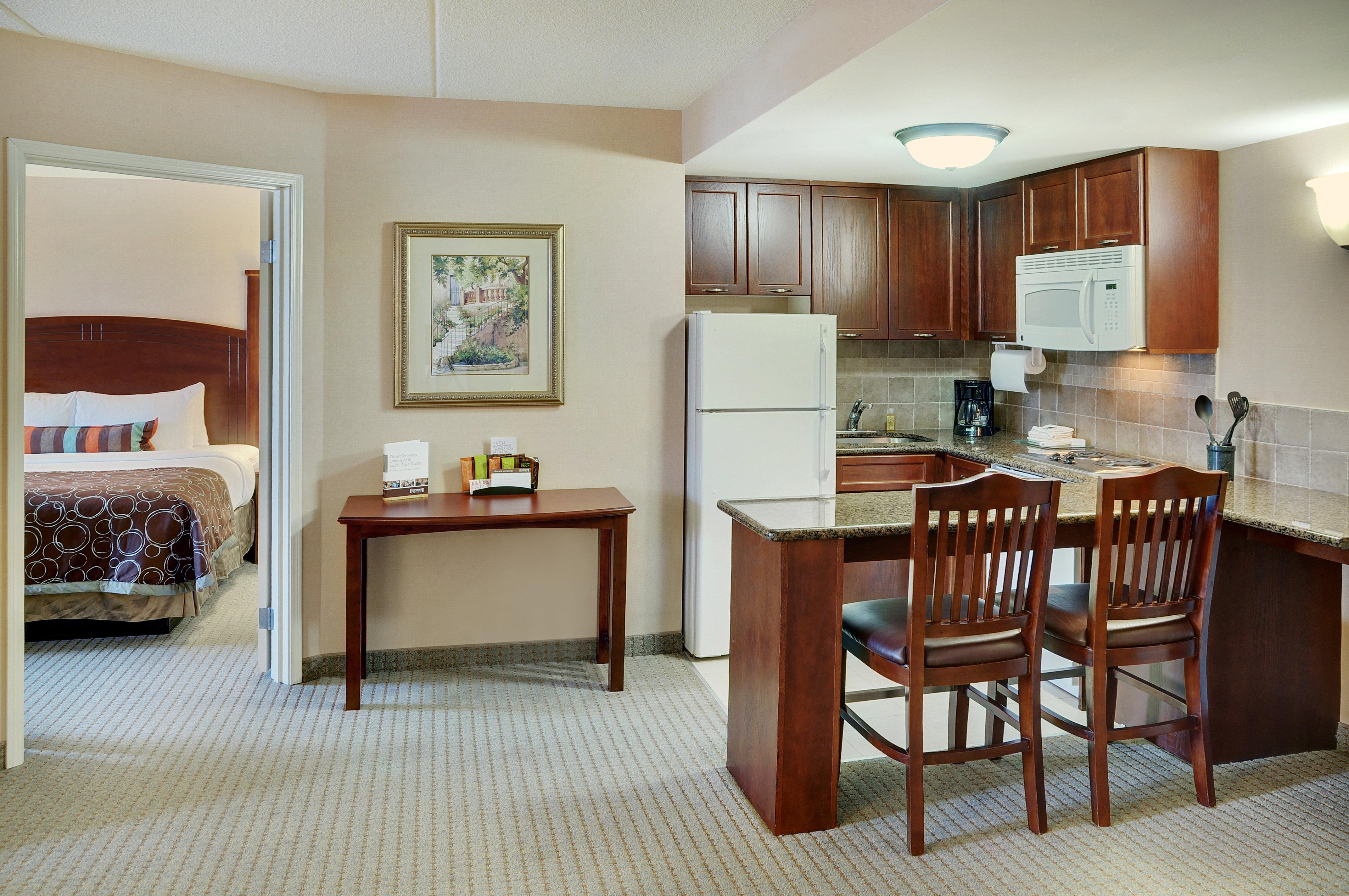 Staybridge Suites Oakville Burlington By Ihg Exterior foto