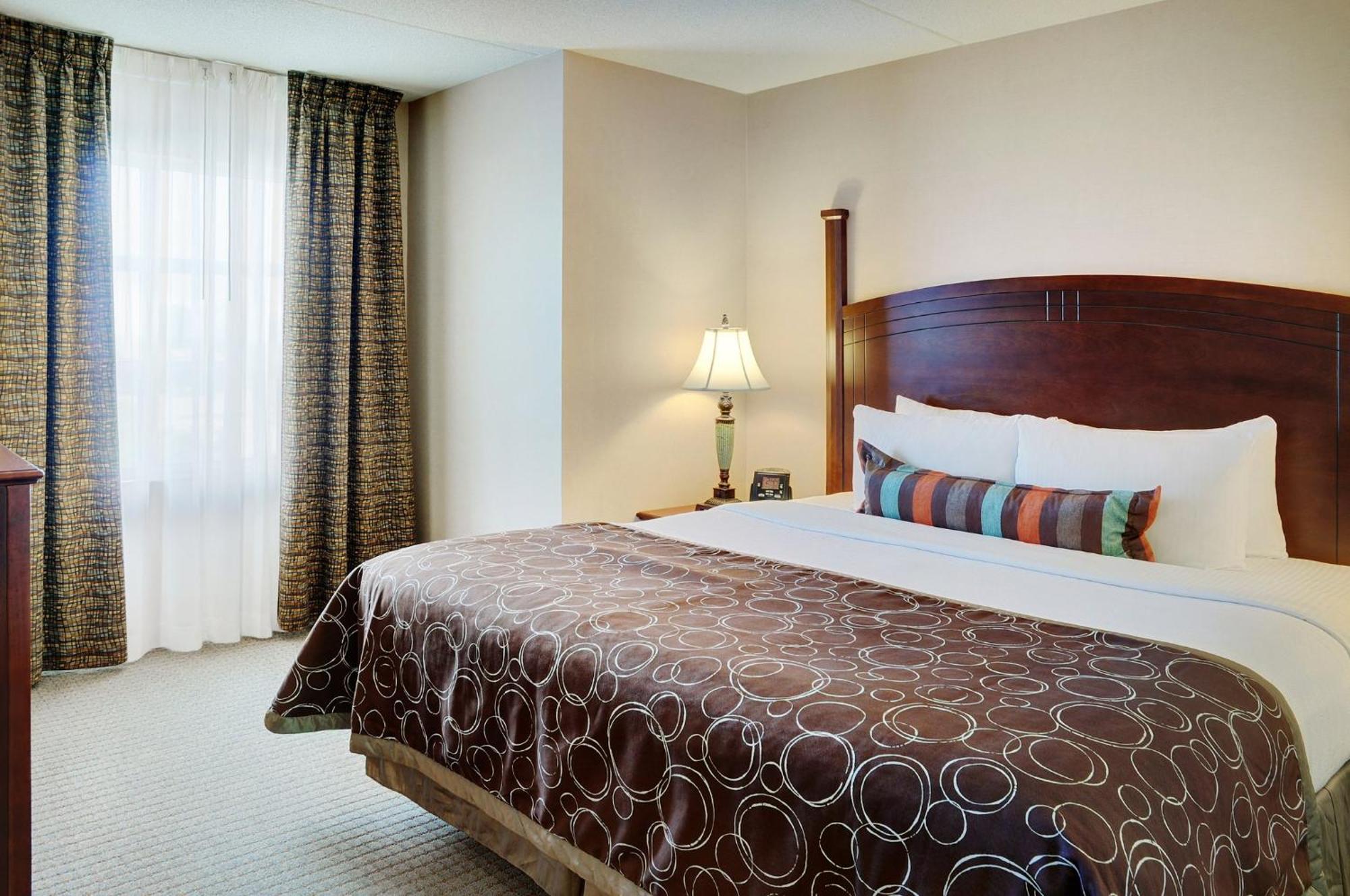 Staybridge Suites Oakville Burlington By Ihg Exterior foto