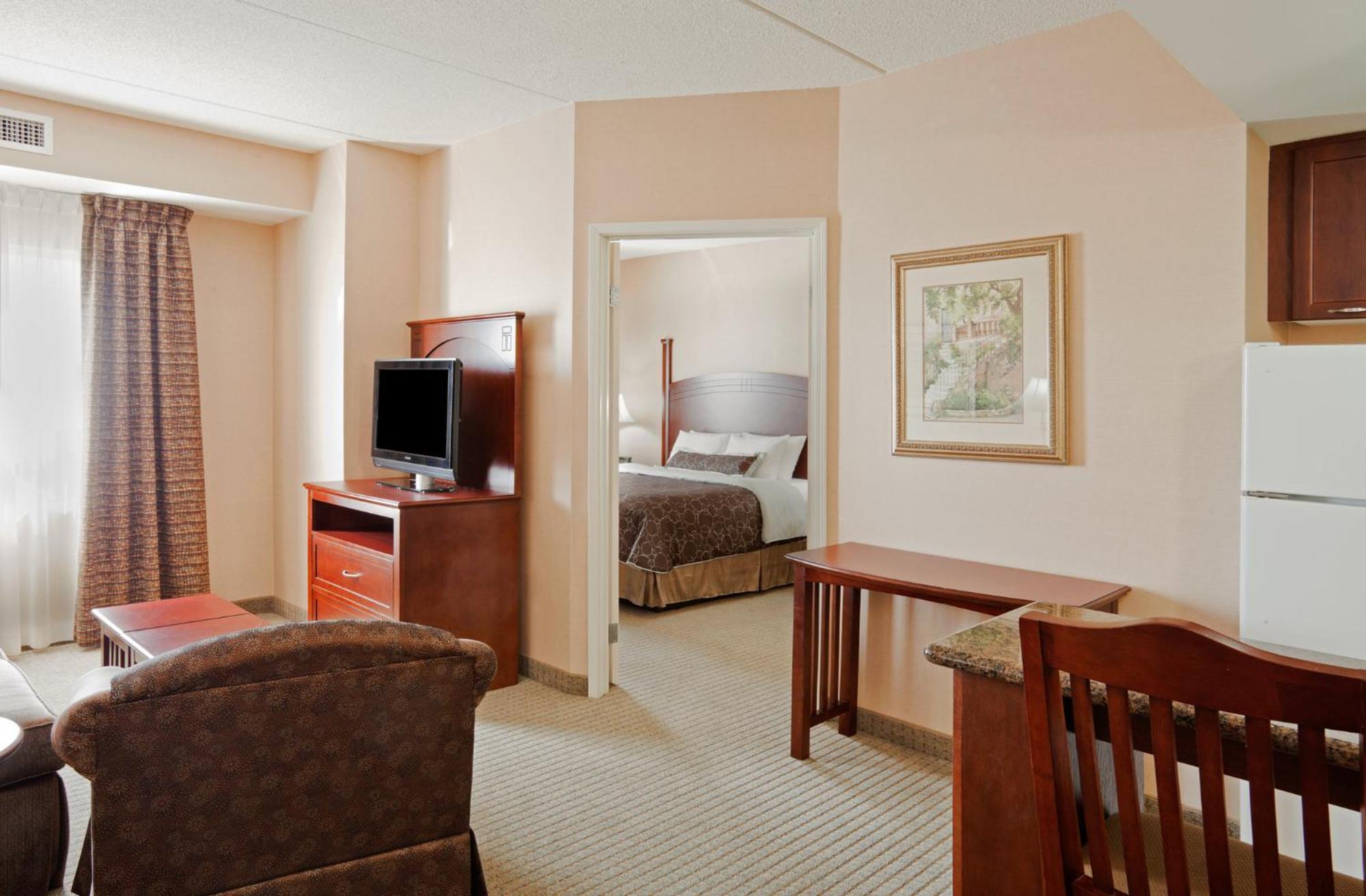 Staybridge Suites Oakville Burlington By Ihg Exterior foto