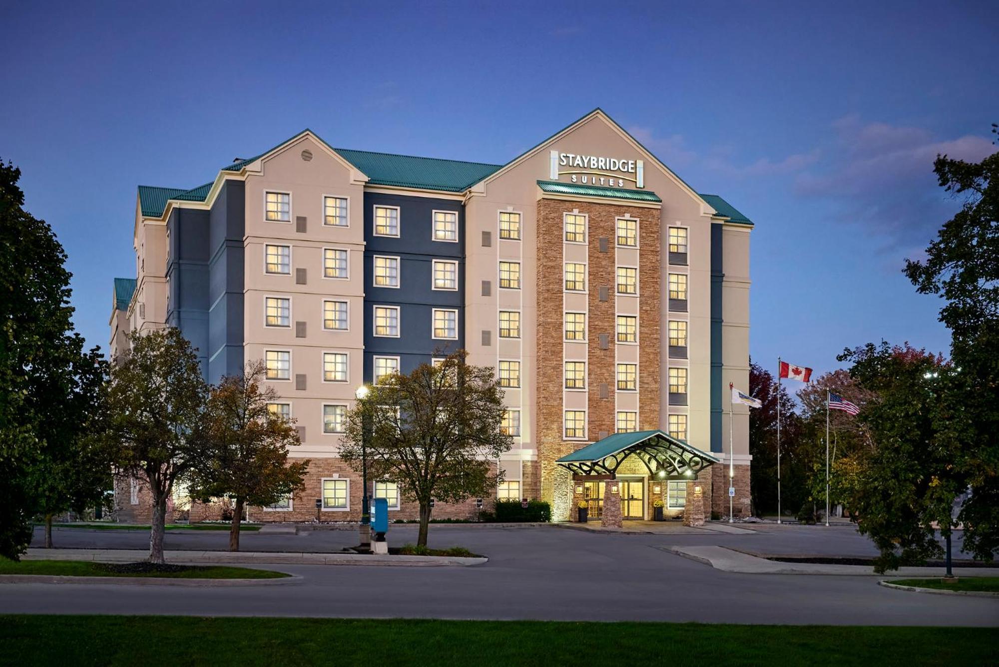 Staybridge Suites Oakville Burlington By Ihg Exterior foto